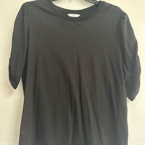 Time and Tru Black Short Sleeve Tee